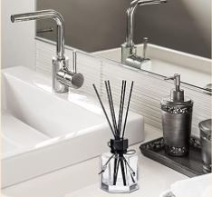 Reed Diffuser 4 oz. | Room Diffuser with Wood Reeds - Clear glass with Gold/Black Top